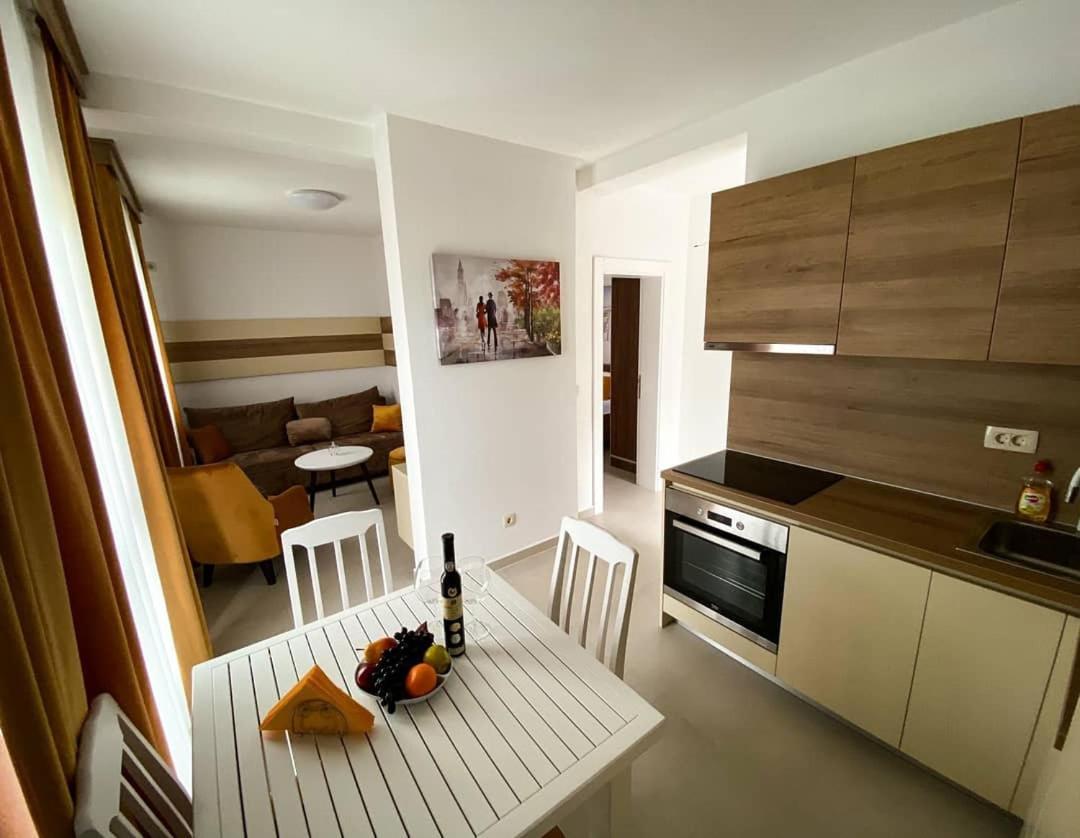 As Apartmani Budva Kültér fotó